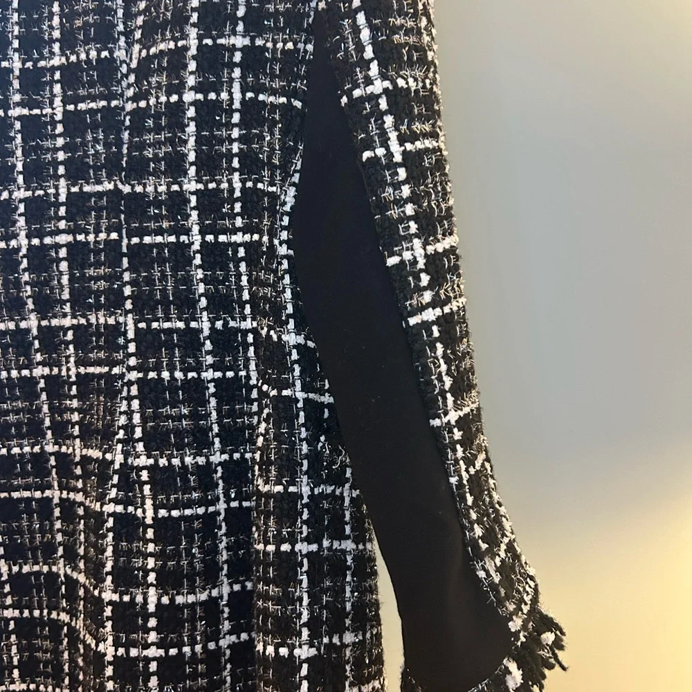 VISHAL Size Small Black and White Tweed Coat with Gold Buttons, Calf length - Picture 10 of 13